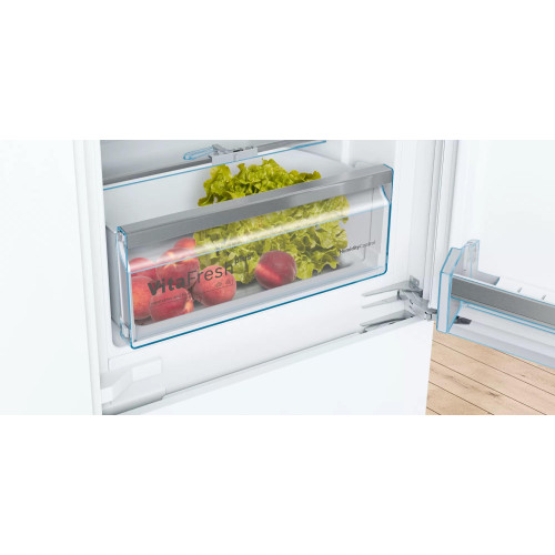 Встраиваемый двухкамерный холодильник Bosch KIS87AFE0