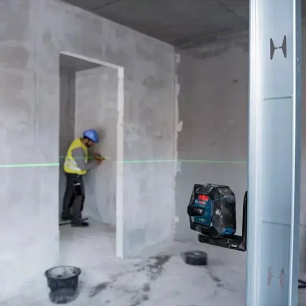 Bosch GLL 2-15 G Professional линейный лазерный нивелир со штативом BT 150, 0601063W01