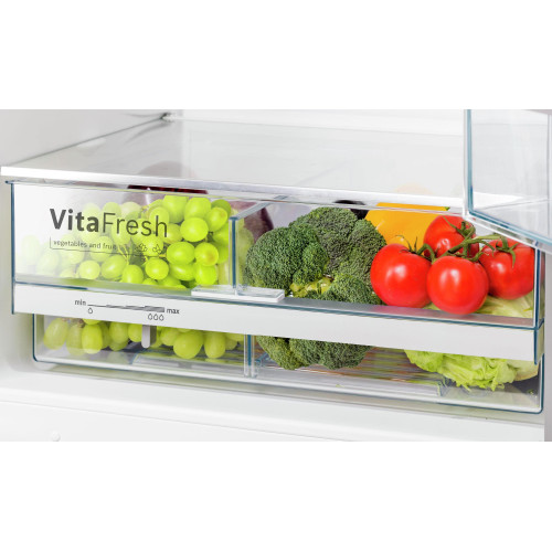 Двухкамерный холодильник Bosch KGV36XL2O