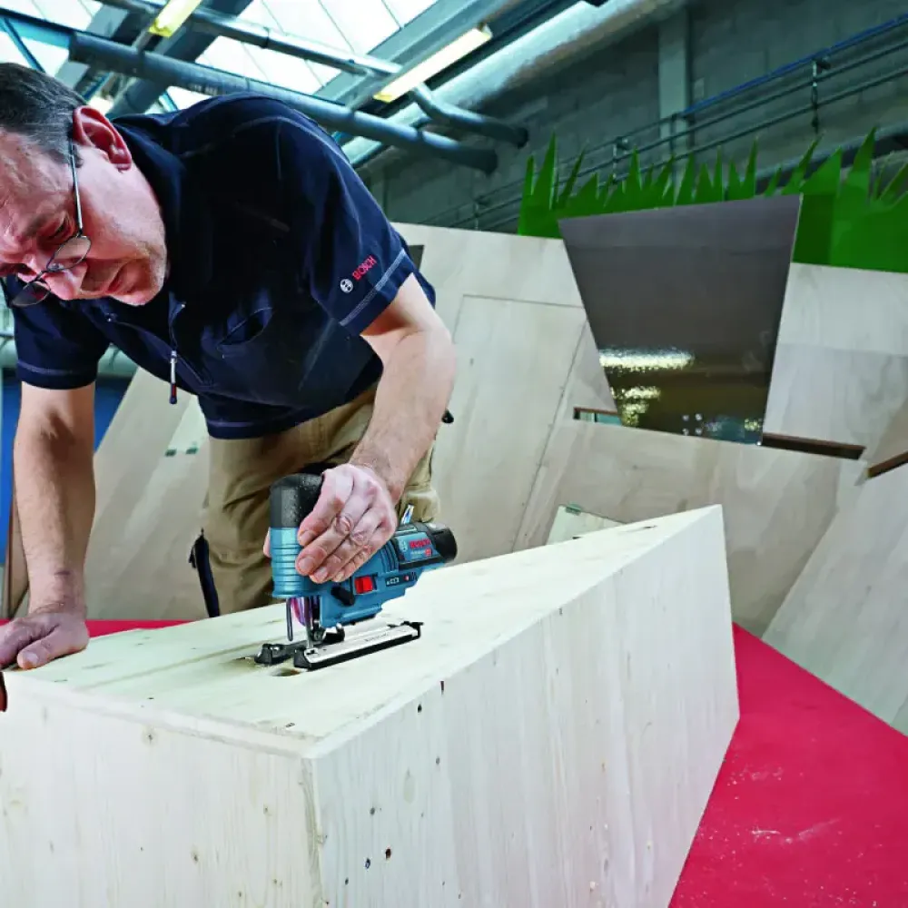 Bosch GST 12V-70 Professional аккумуляторный лобзик (1 x 3 Ач, ЗУ), 0615990M40