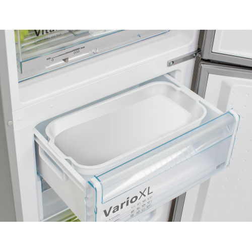 Двухкамерный холодильник Bosch KGE39AK23R