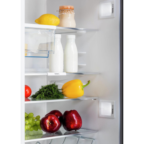 Двухкамерный холодильник Bosch KGE39AI2OR